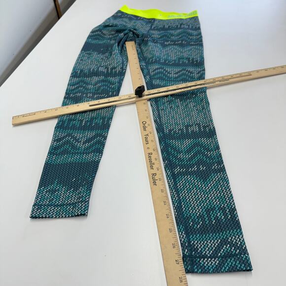 Nike Leggings Womens Small Blue Yellow Hyperwarm Nordic‎ Print Active - Picture 10 of 10